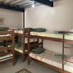 Rio Guesthouse - Um Quarteirao Da Praia De Copacabana