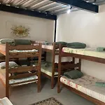 Rio Guesthouse - Um Quarteirao Da Praia De Copacabana